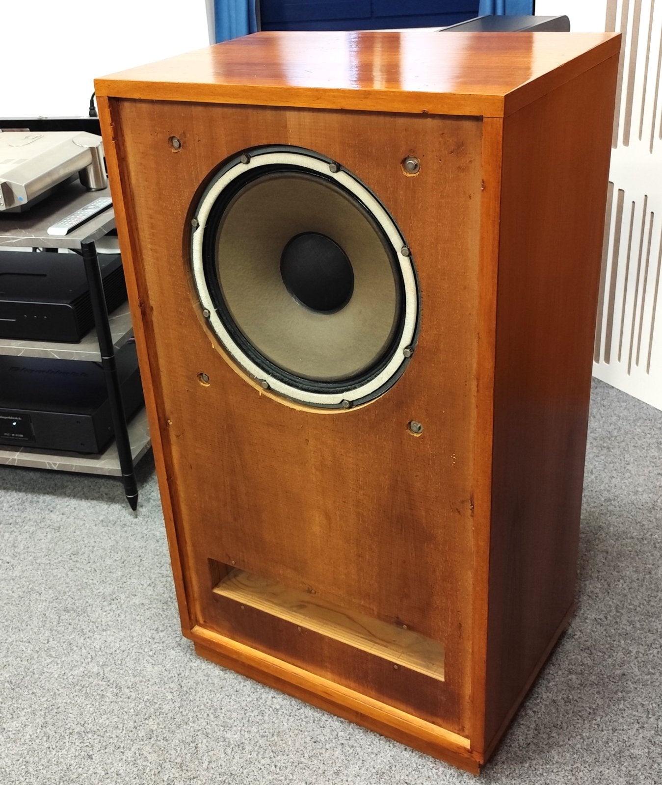 Tannoy - Rectangular York