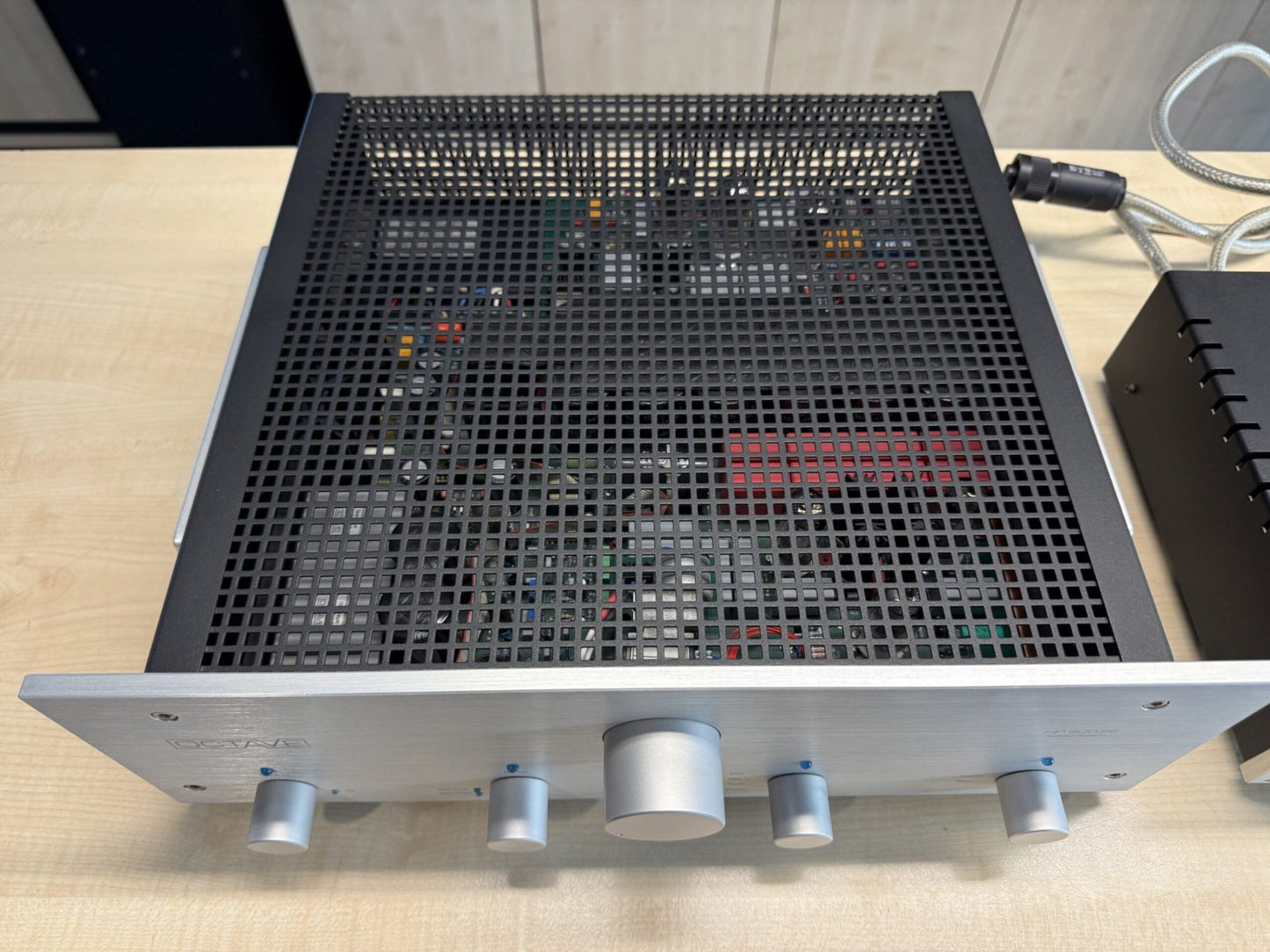 USATO: Preamplificatore Octave HP 500 SE Silver con alimentatore