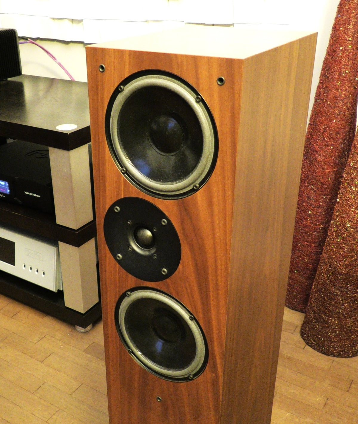 Living Voice - Auditorium IBX-RW3