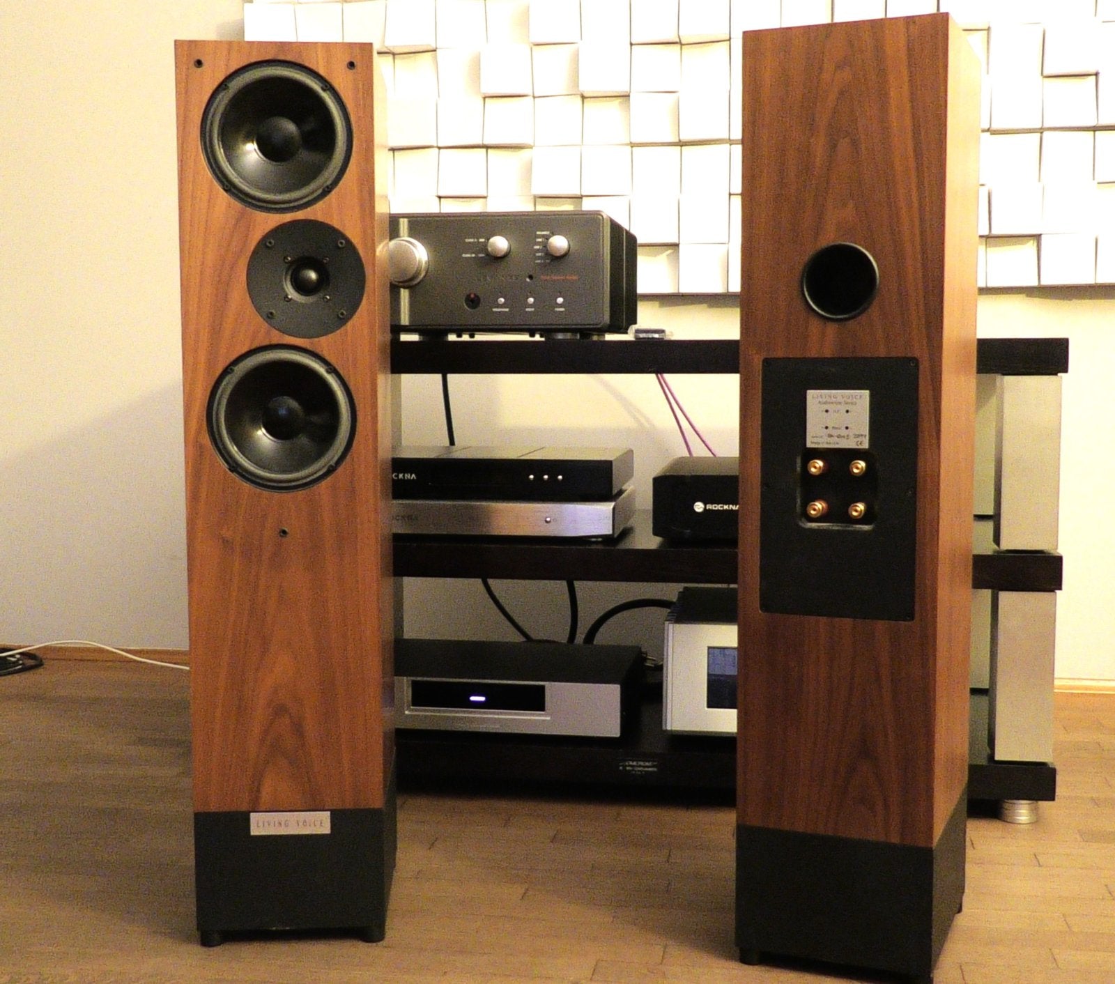 Living Voice - Auditorium IBX-RW3