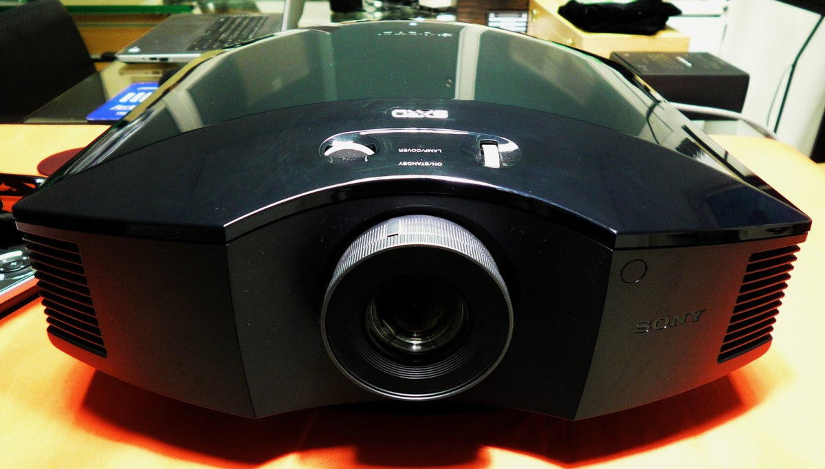 Sony - VPL HW55ES
