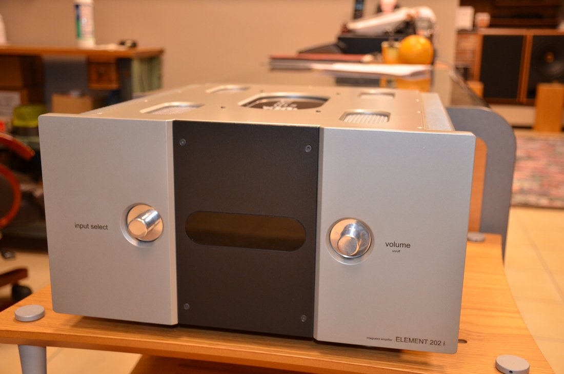 Amplificatore EAM LAB ELEMENT 202i