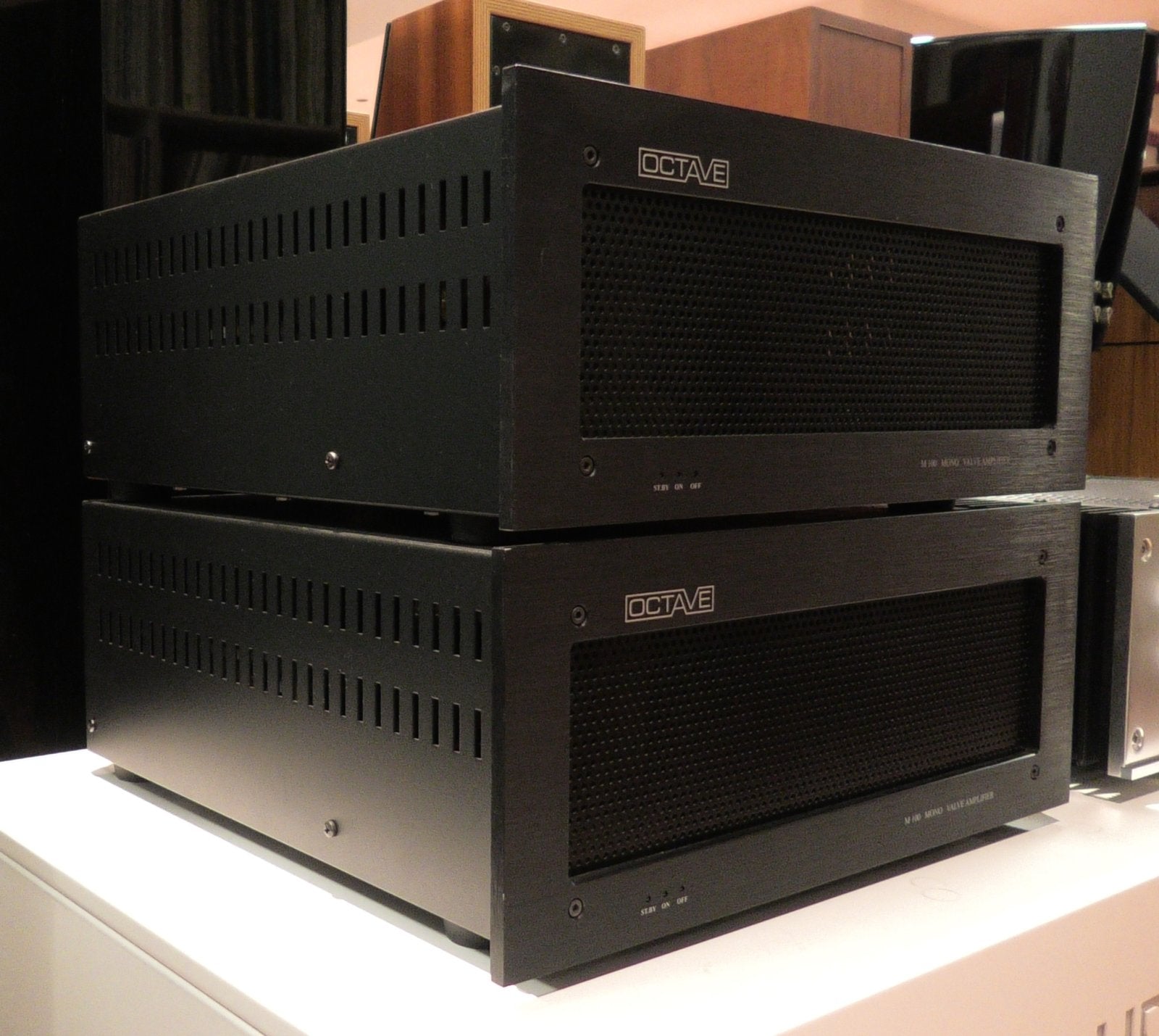 Octave M100 - finali ono