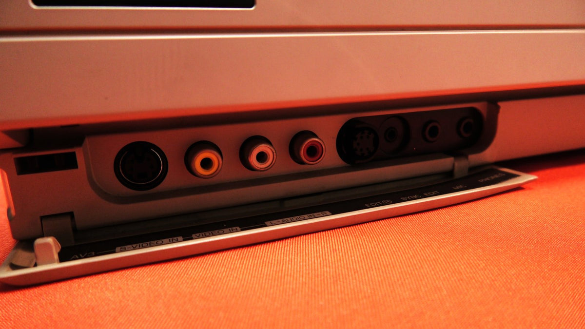 Panasonic - AG4700