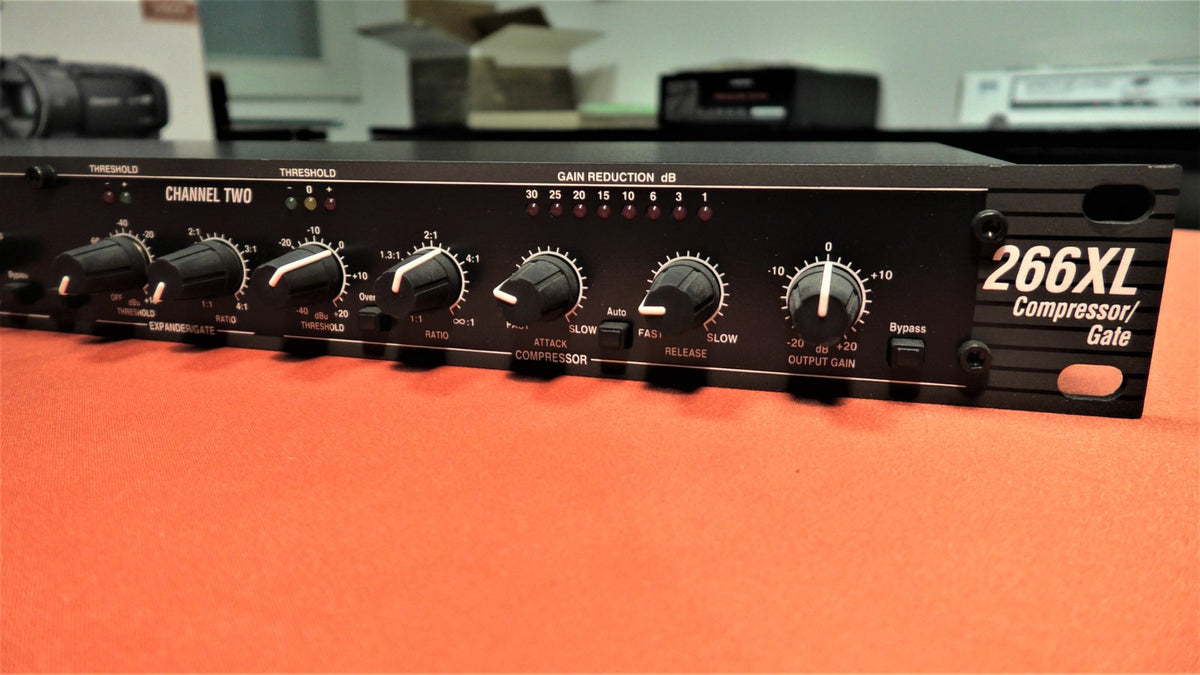 DBX - 266XL