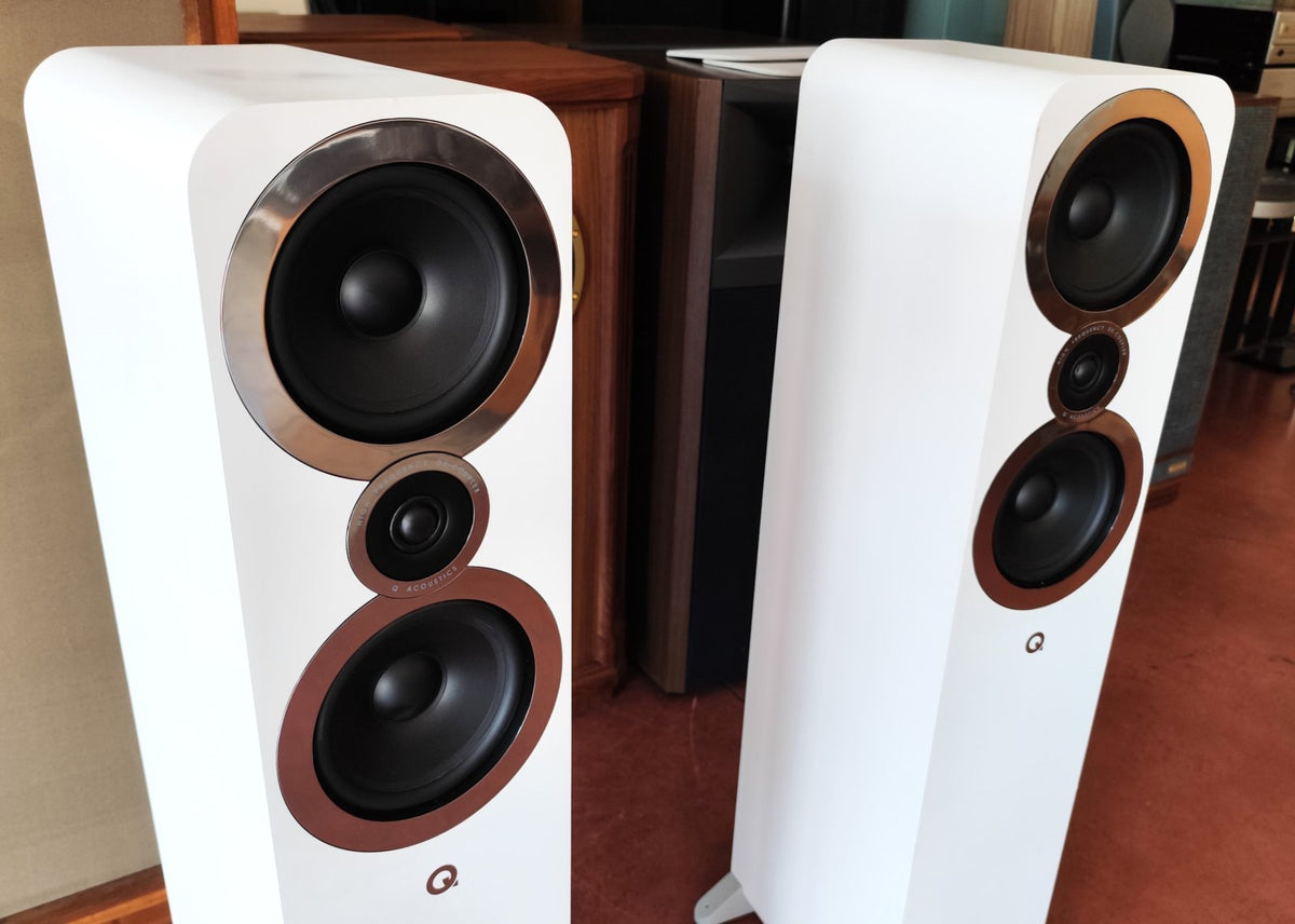 Q Acoustics Q3050 i