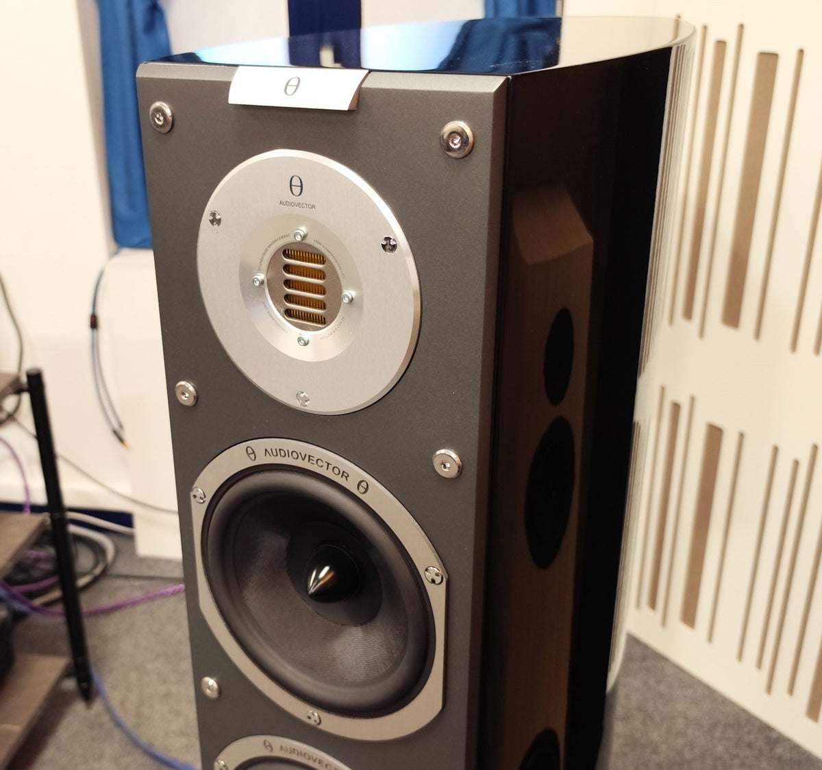 Audiovector SR6 MK2
