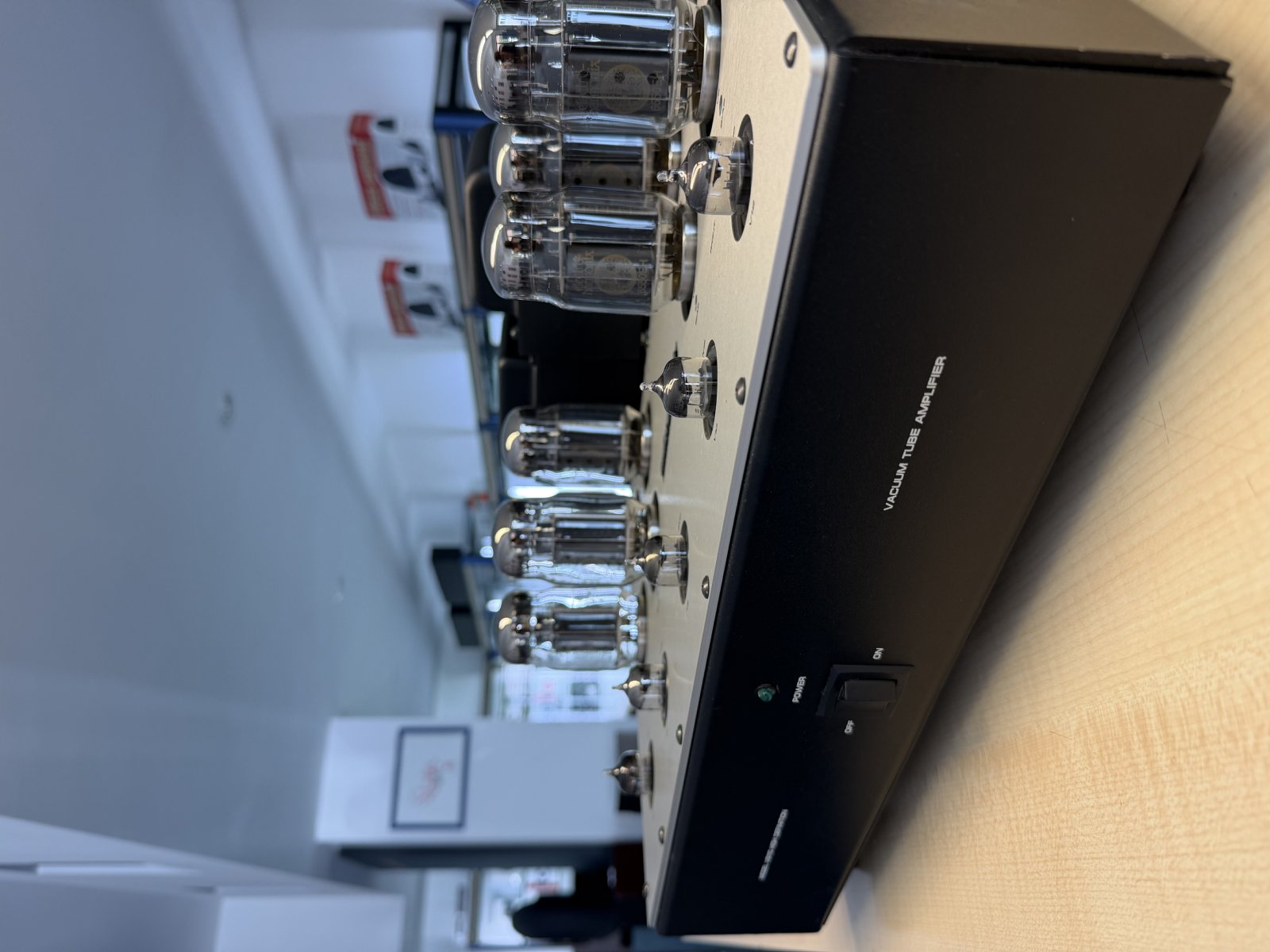 USATO: Amplificatore Audio Research VS110