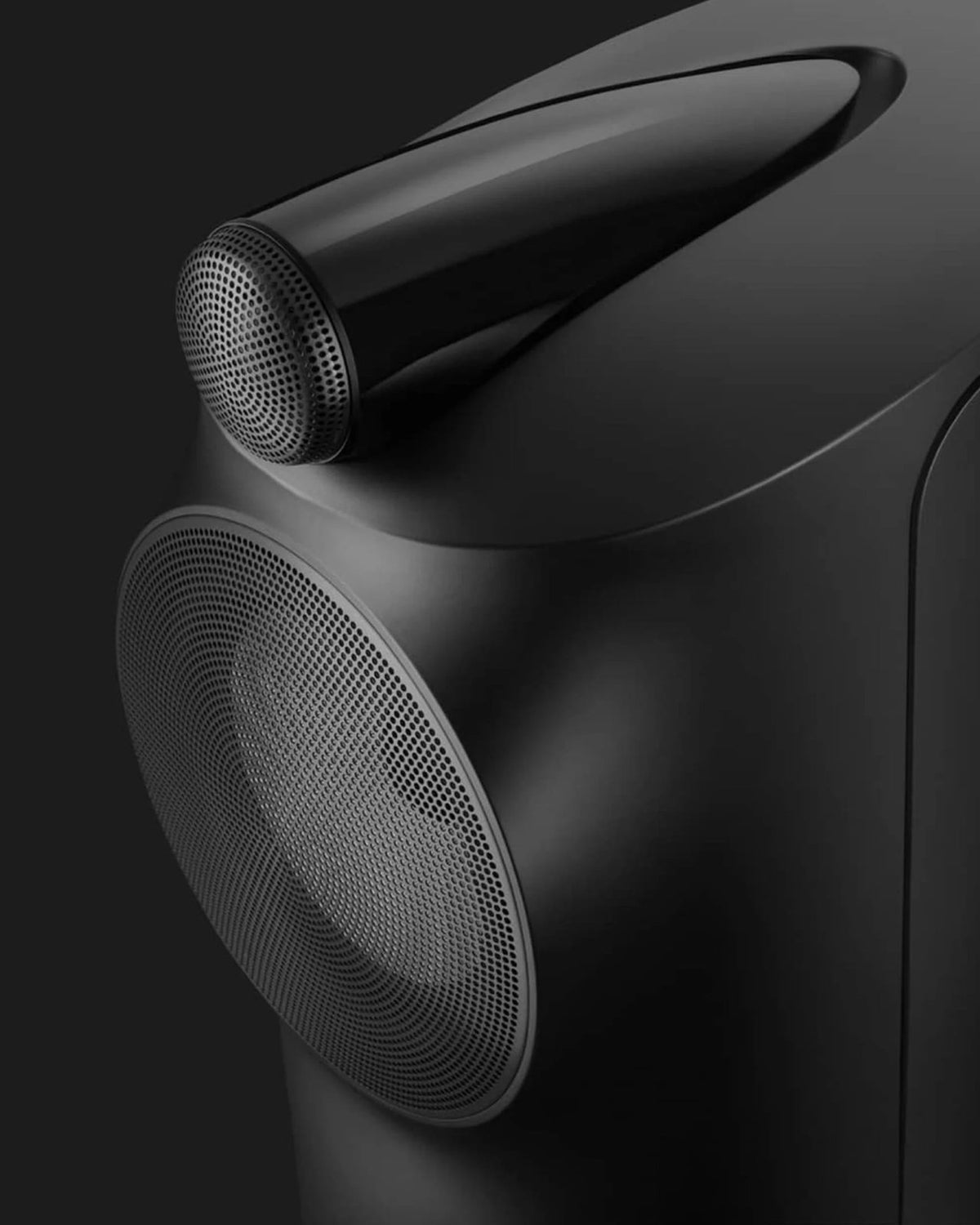 Bowers & Wilkins Formation Duo