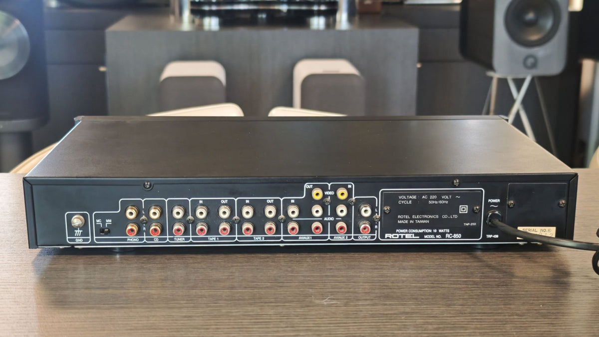 Rotel rc-850
