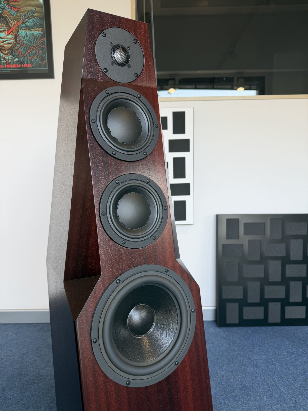 USATO: Diffusore Totem Wind Mogano
