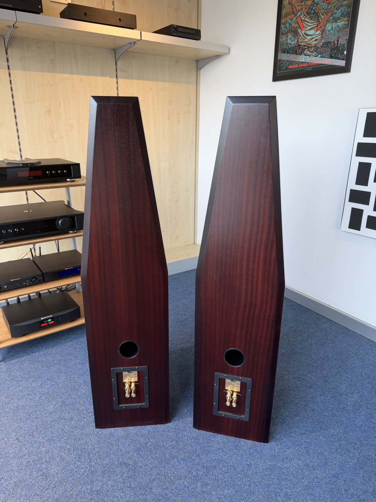 USATO: Diffusore Totem Wind Mogano